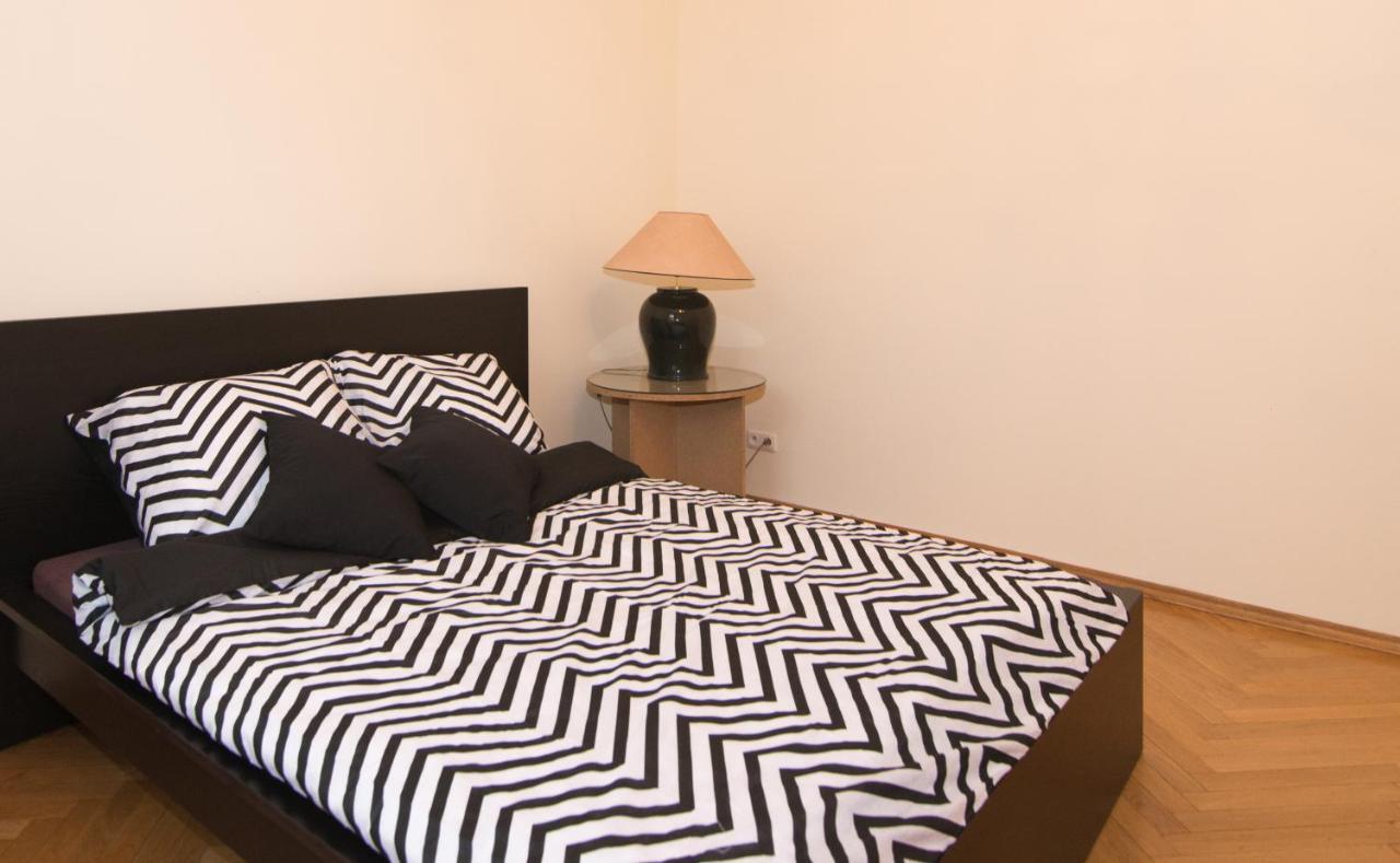 Ferienwohnung Charme De Varsovie Exterior foto